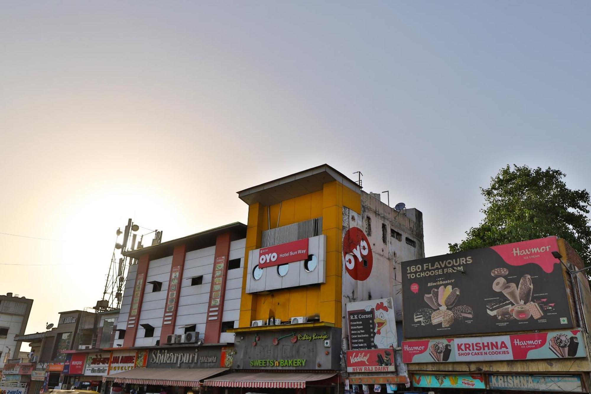 Hotel O Sunway Ahmedabad Esterno foto