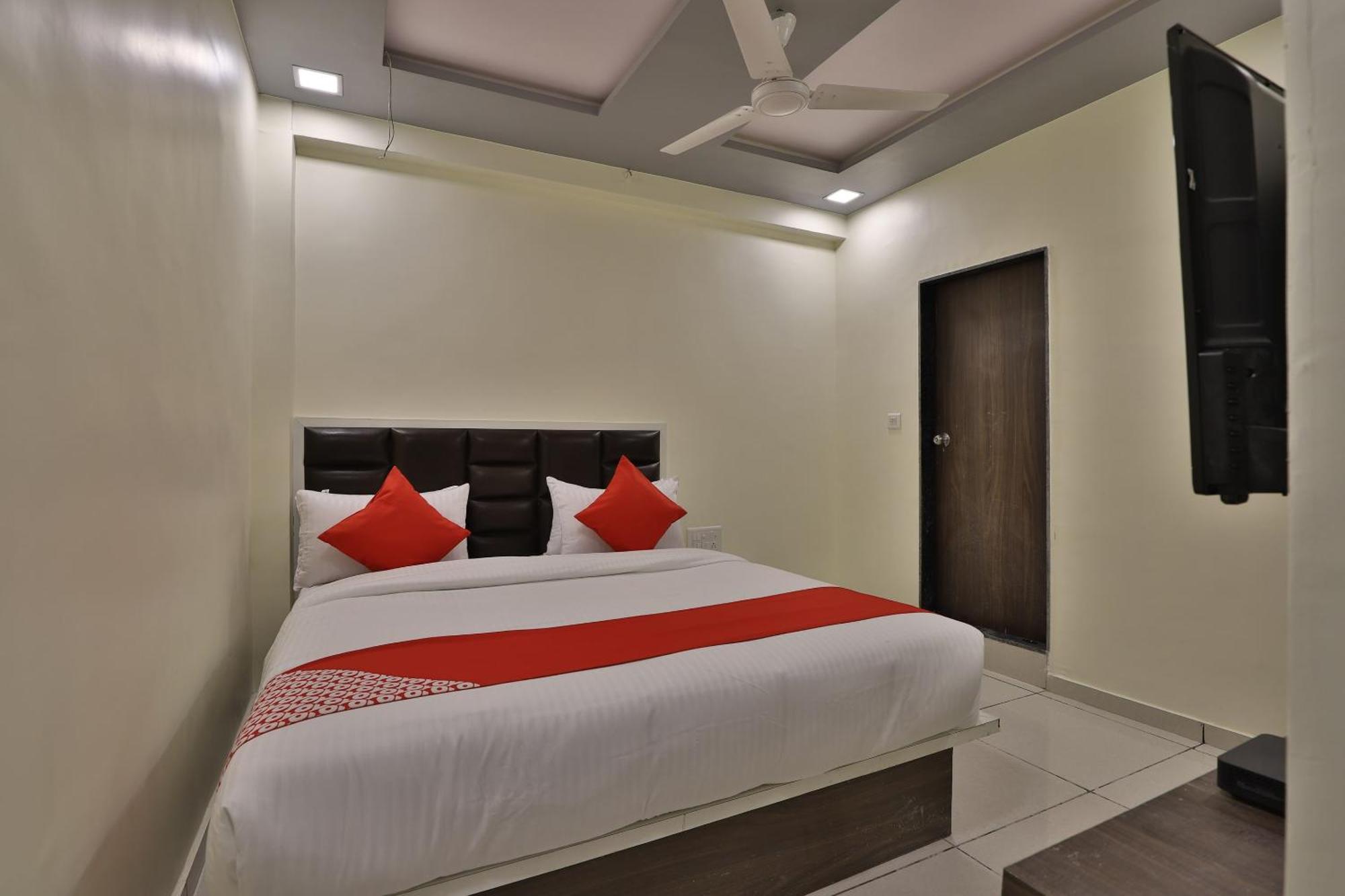 Hotel O Sunway Ahmedabad Esterno foto