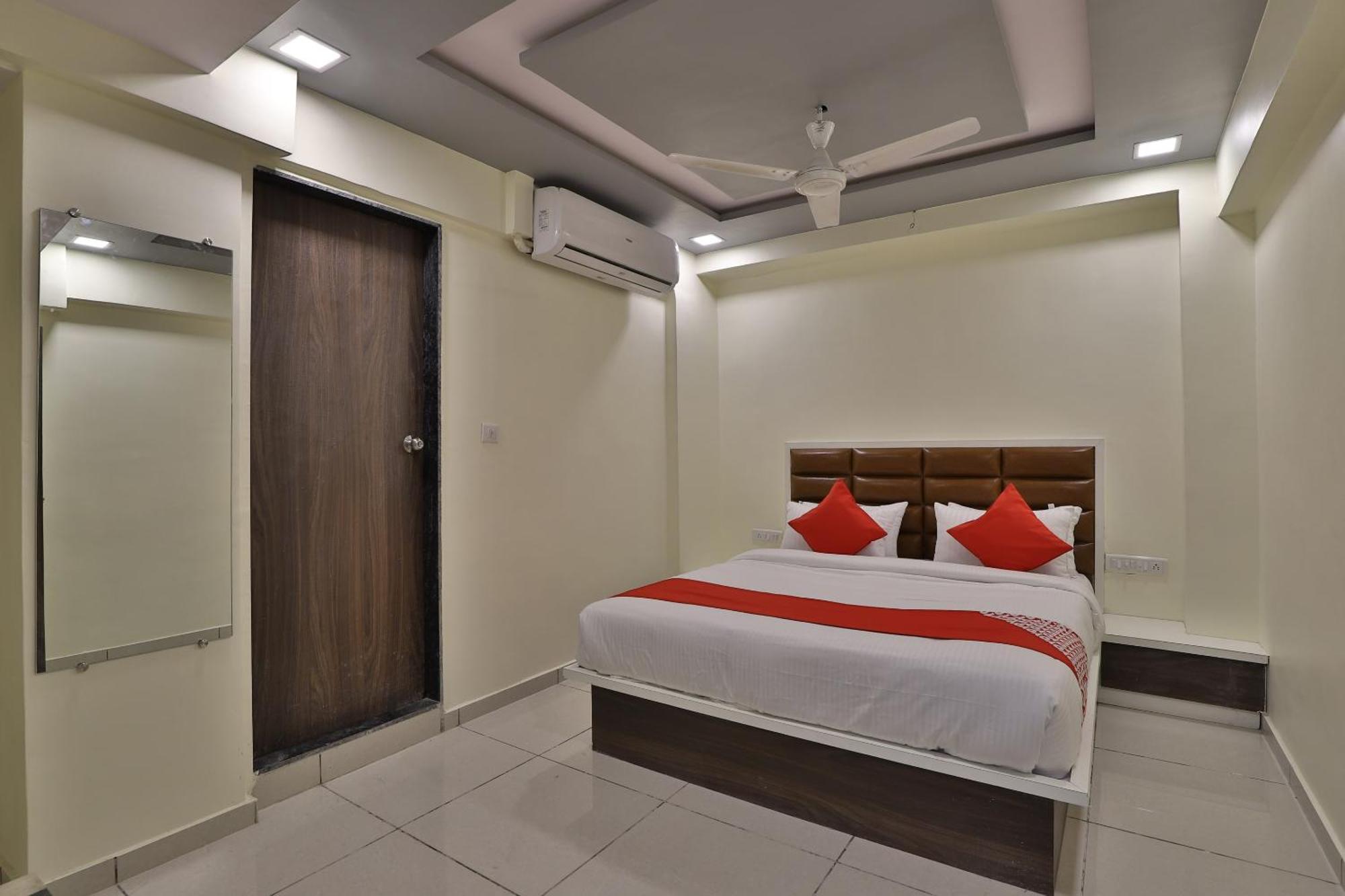 Hotel O Sunway Ahmedabad Esterno foto
